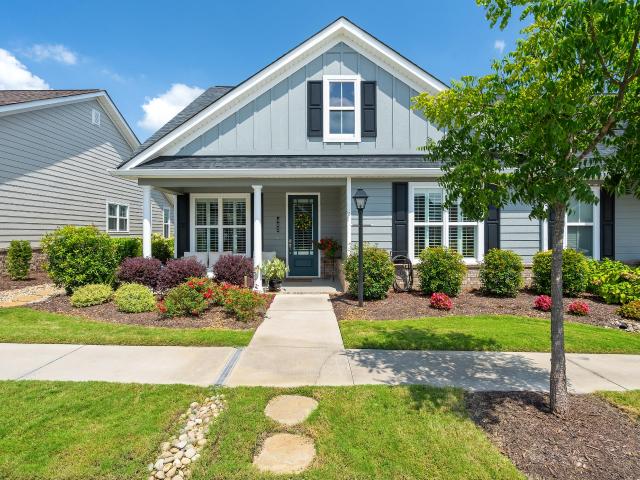 402 Pacer Lane