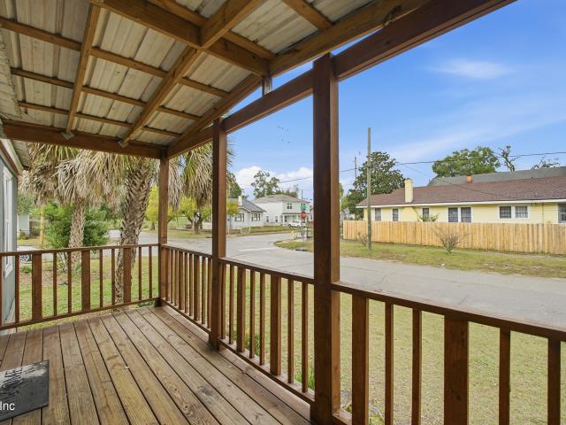 402 W 19th St, Jacksonville, FL 32206 | MLS #2127