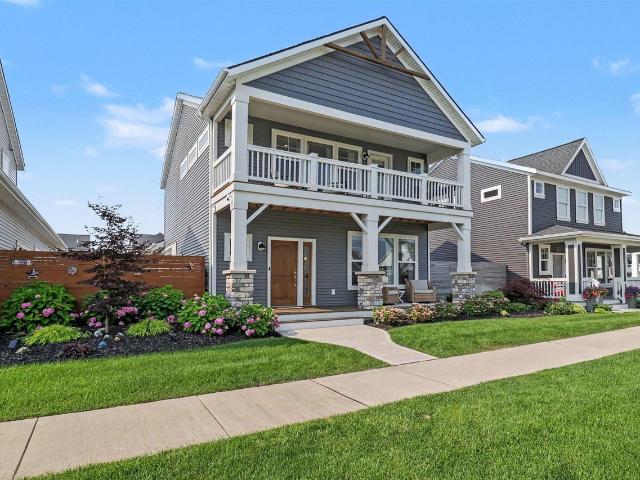 402 W Leland Drive