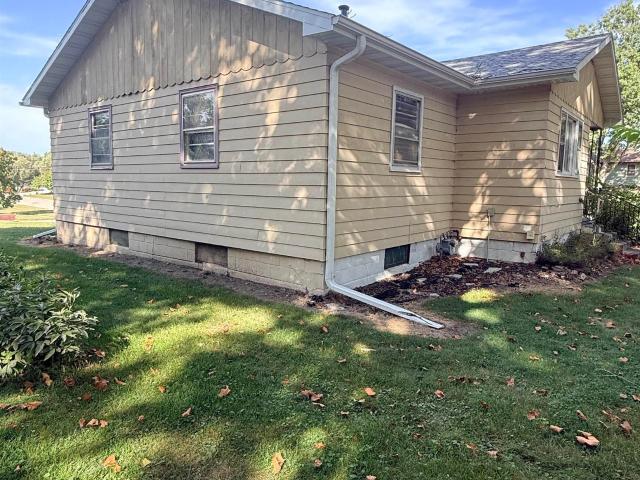 402 W Pleasant Valley Street