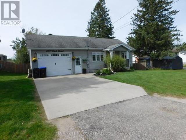 402 West Street, Tay, ON, L0K 2A0 house for sale | Listing ID S13812 | Royal LePage