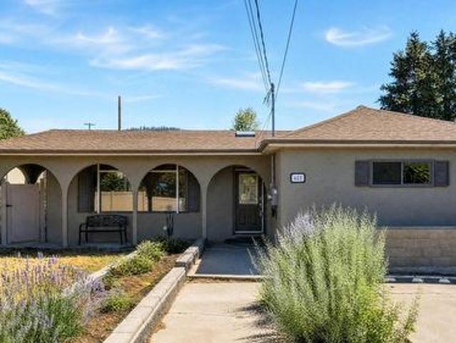 402 Truro Street, Penticton, BC, V2A 4C7 house for sale | Listing ID 10392 | Royal LePage