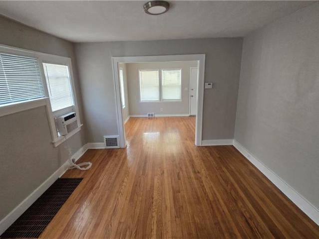 402 Van Brunt Blvd, Kansas City, MO 64124 | MLS #2621