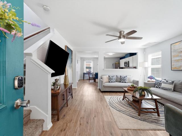 4031 Dogwood Hill Street