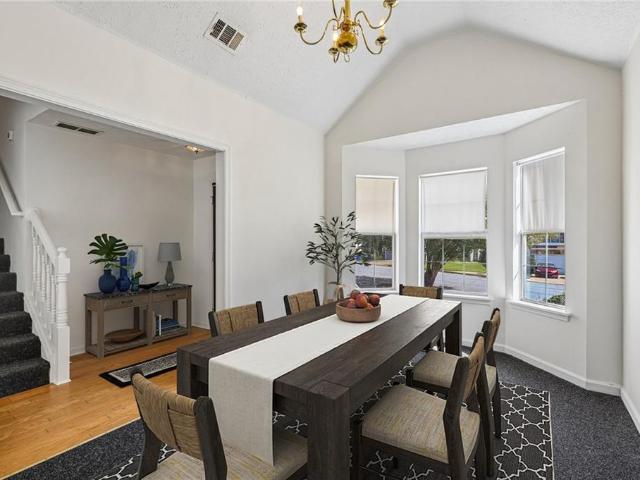 4031 Robin Circle