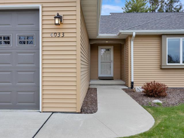 4033 Spring Ct