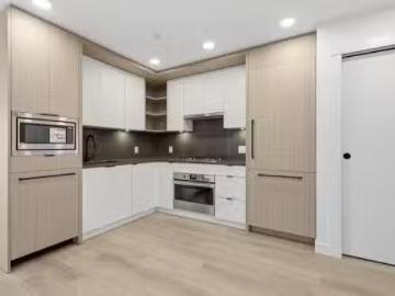 403 2268 Broadway E, Vancouver, BC, V5N 0L2 Single Family Pr.