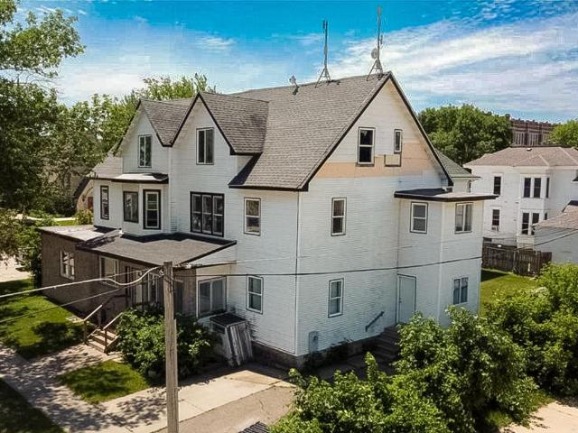 403 2nd Street