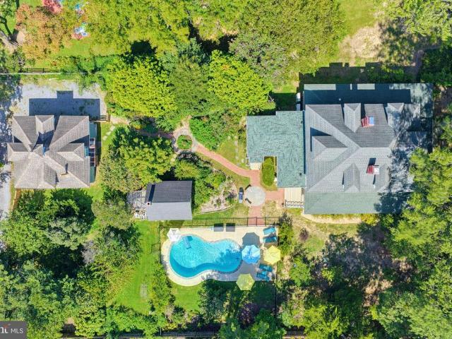 403 Chesterfield Avenue