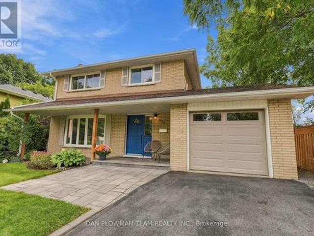 403 Amstel Court, Oshawa, ON, L1G 2J9 house for sale | Listing ID E13835 | Royal LePage