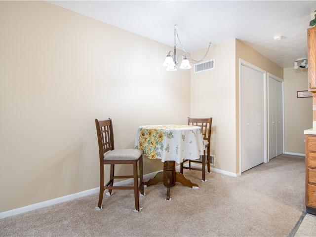 403 Evergreen Ct