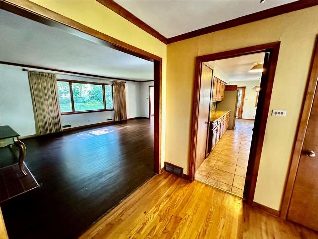 403 Lawn Avenue