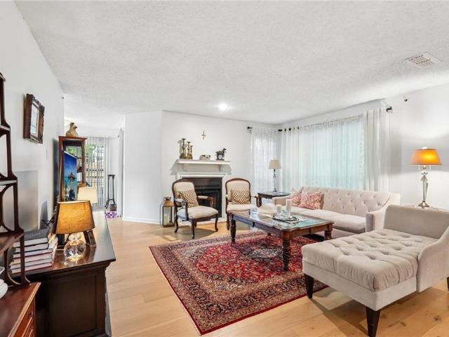 403 Mill Pond Court SE