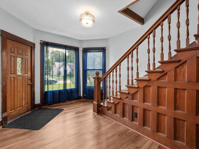 403 S 2nd Street