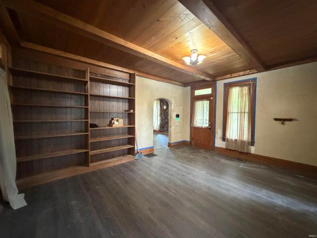 403 S walnut Street