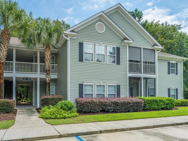 403 S Elgin Court