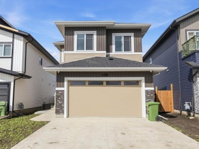 403 Pine Point, Leduc, AB, T9E 1S7 house for sale | Listing ID E4497 | Royal LePage