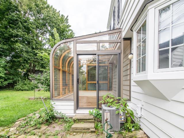 403 Wesley Street