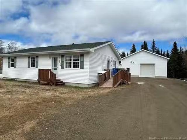 4044 Rue Foster, Tracadie, NB, E1X 1C3 house for rent or for.