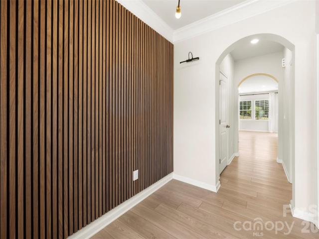 4044 Whipcord Drive