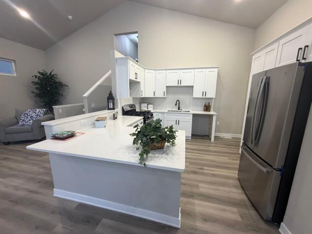 4044 Whistle Rock Circle