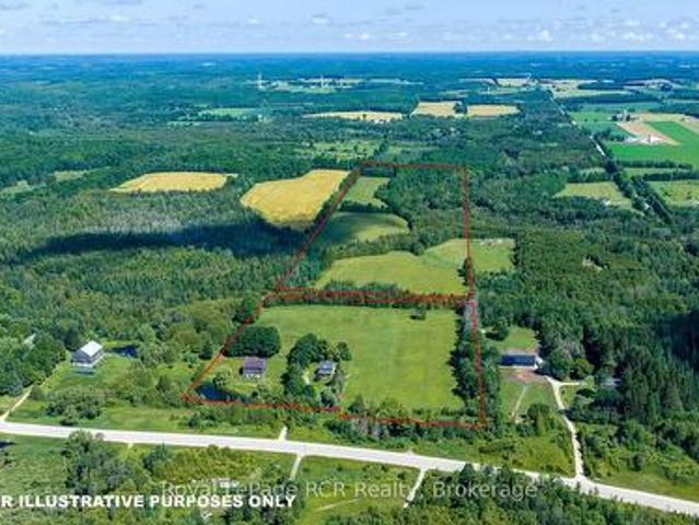 404683 Grey Road 4, West Grey, ON, N0C 1K0 Luxury House for sale | Listing ID X13560 | Royal LePage Carriage Trade Luxury Properties