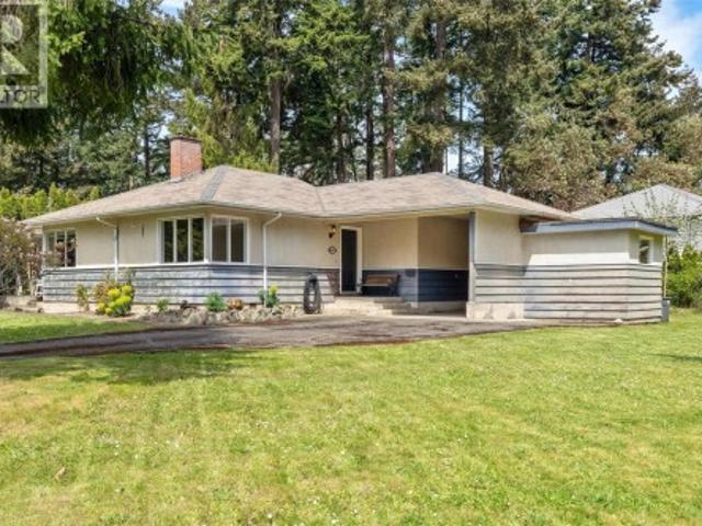 4047 Haro Rd, Saanich, BC, V8N 4B3 Luxury House for sale | Listing ID 1048 | Royal LePage Carriage Trade Luxury Properties