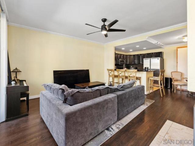 4049 Carmel View Rd 75