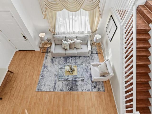 4040 Hemingway