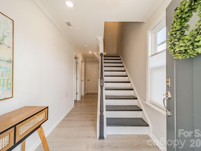 4040 Hidden Oaks Drive