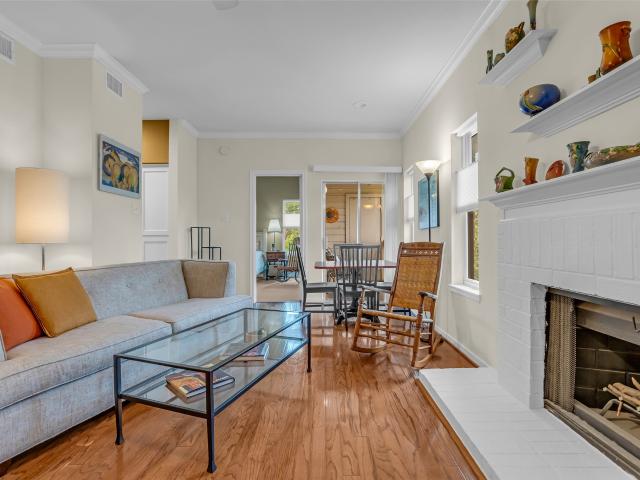 4041 Drake Street 212