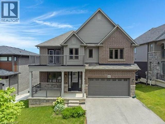 4041 Highland Park Drive, Beamsville, ON, L3J 0S9 house for sale | Listing ID 40853 | Royal LePage