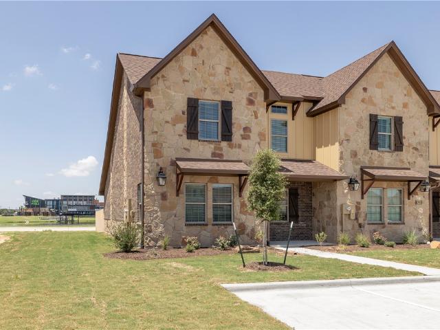4042 Gunner Trail, College Station, TX 77845 | MLS #25012