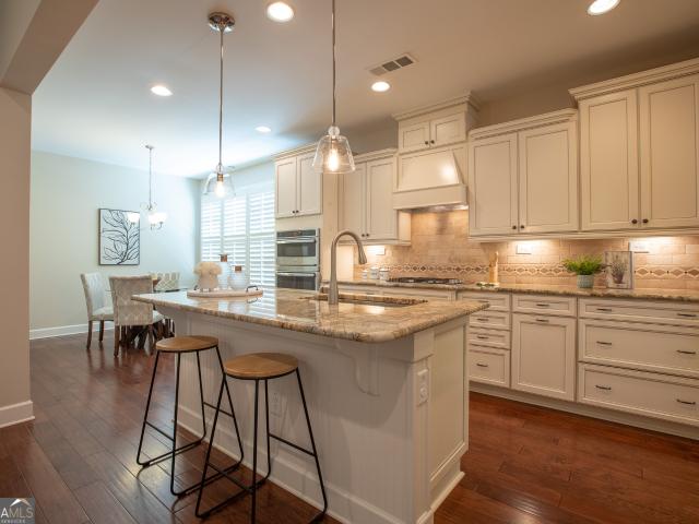 4042 Lavender Point