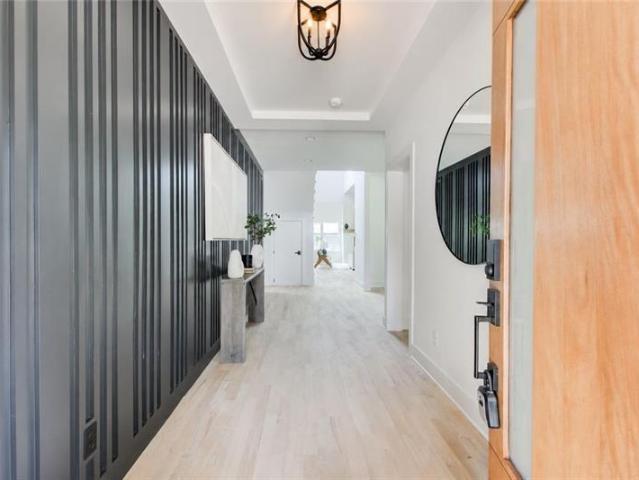 4043 Comanche Drive