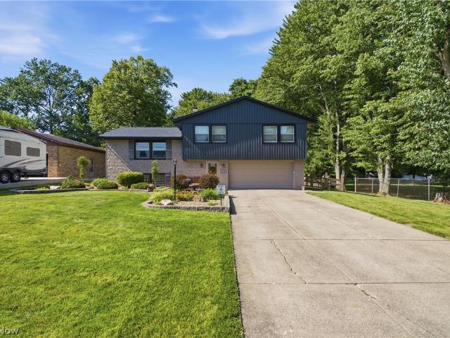 4043 Dennis Lane