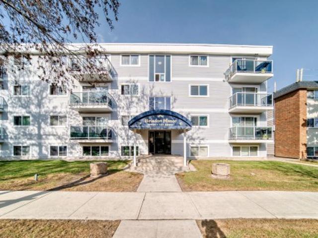 404 10624 St Nw, Edmonton, AB, T5N 1P2 condo for sale | Listing ID E4432 | Royal LePage