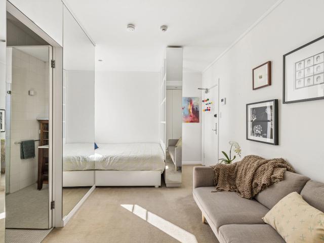 404 / 10B Challis Avenue, Potts Point NSW 2011 | BresicWhitney