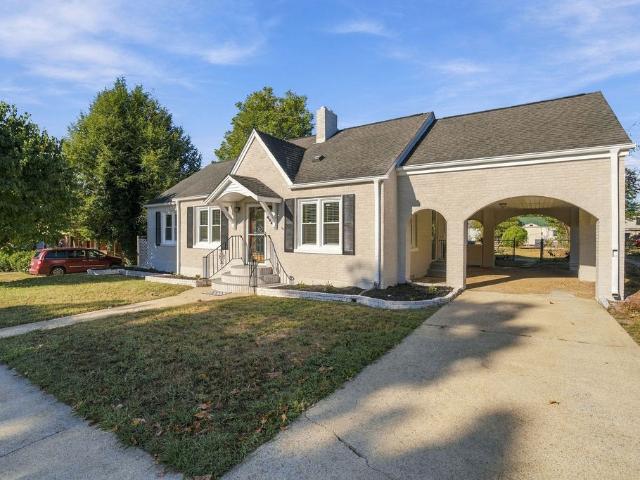 404 2nd Ave