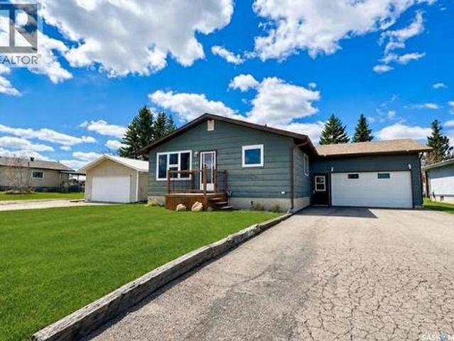 404 5Th Street N, Nipawin, SK, S0E 1E0 house for sale | Listing ID SK034645 | Royal LePage