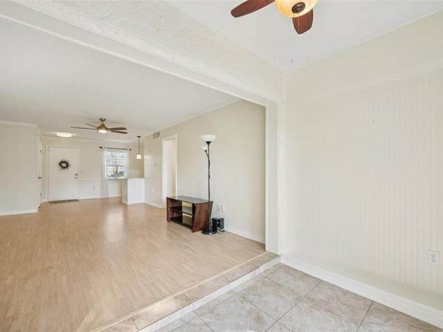 404 Cordova Grn, Unit 404, Seminole, FL 33777 | MLS #TB8454