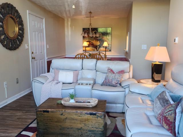 404 Bainbridge Court # D4
