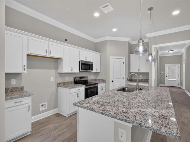 404 Blanchard Loop