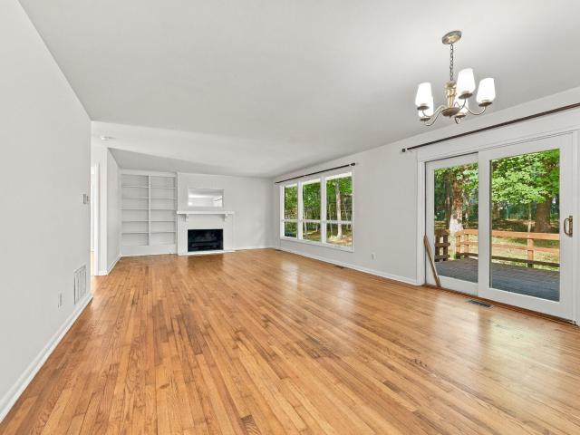 404 Longleaf Drive