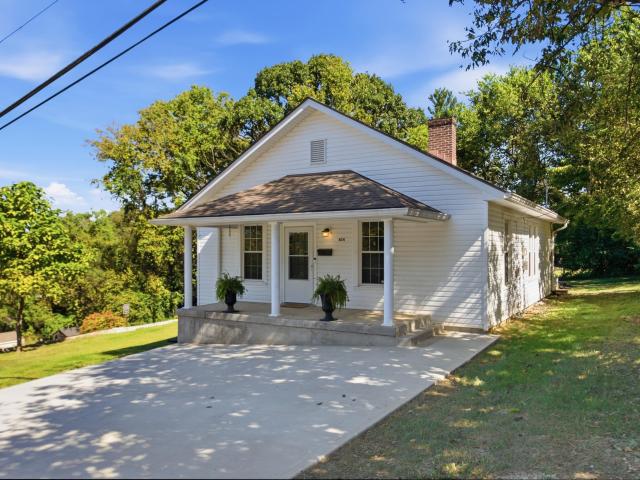 404 Mccreary Avenue