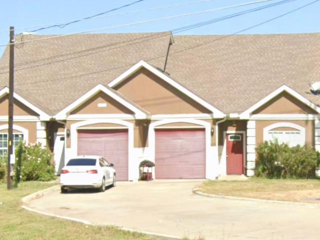 404 Mesa Dr, Del Valle, TX 78617 | MLS #6141
