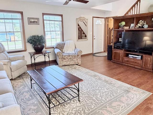 404 Sweet Valley Lane