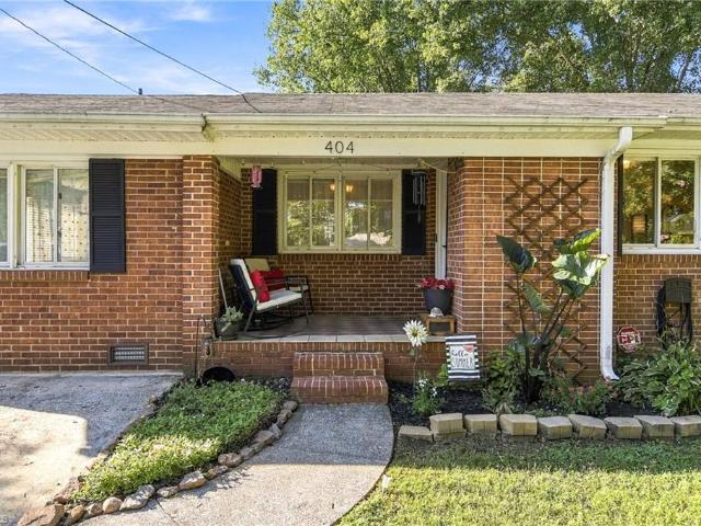 404 Poplar Circle