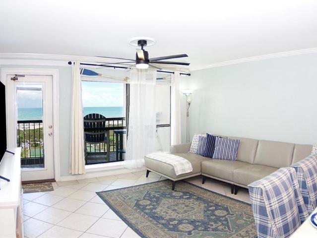 404 Padre Boulevard 906