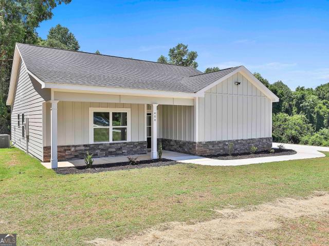 404 W Boyd Road